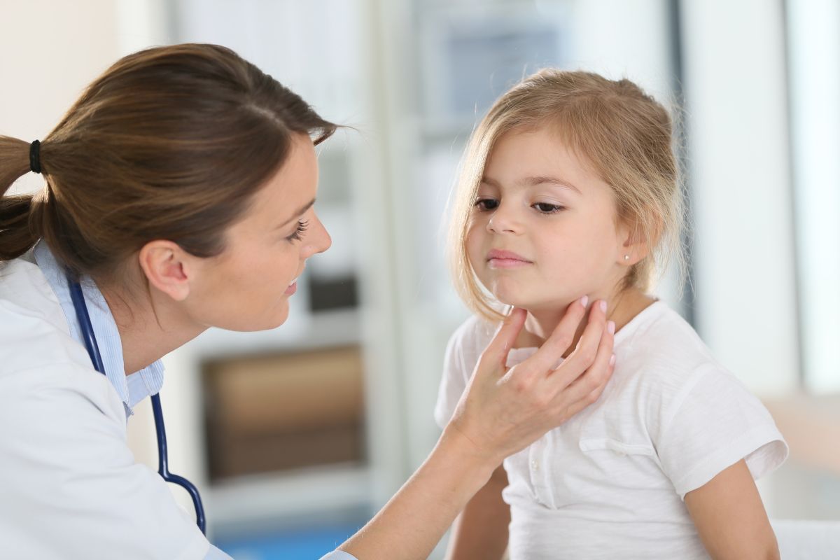 Jak wzmocnić odporność dziecka i wspierać prawidłowe funkcjonowanie górnych dróg oddechowych?